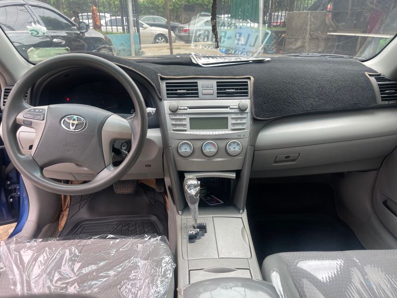 Thumbnail 2 of 2008 Toyota Camry LE